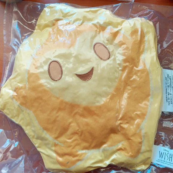 Disney's Wish Star plush cushion. New in vacuum sealed package. - Picture 3 of 14